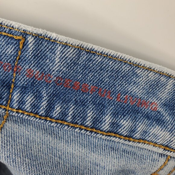 Diesel 2019 D Strukt Men's Mid Rise Skinny Light Wash Denim Jeans Size 30x30 - Picture 8 of 13